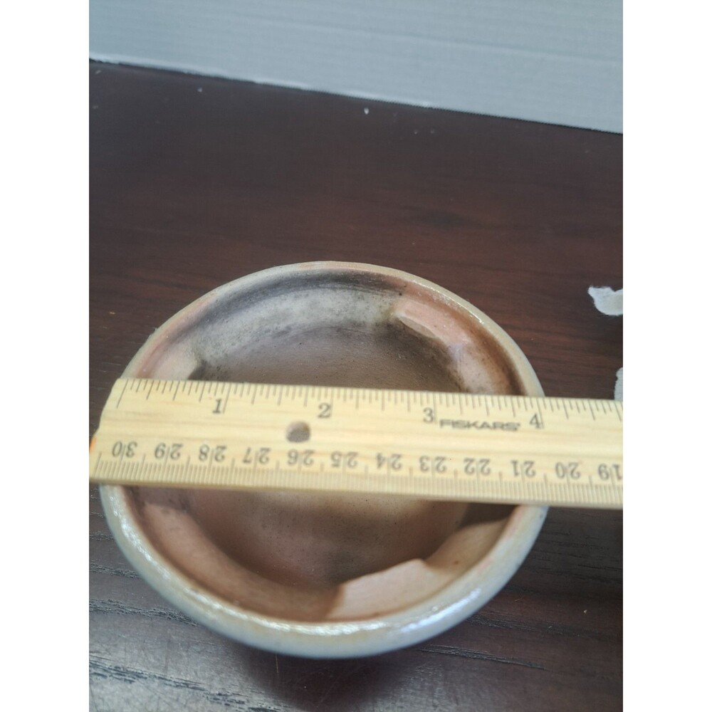 Rowe Pottery Heart Design Candle Tart Warmer Base - Picture 9 of 9